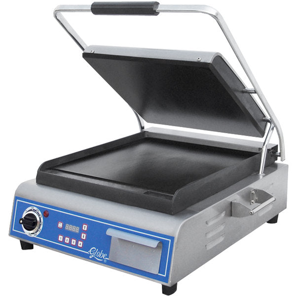 Globe GSG14D Deluxe Sandwich Grill with Smooth Plates - 14" x 14" Cooking Surface