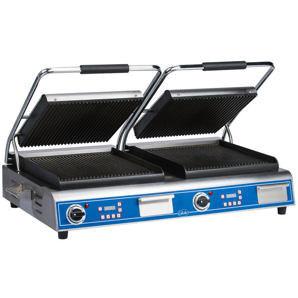 Globe GPGDUE14D Deluxe Double Sandwich Grill with Grooved Plates - Dual 15" x 18 1/2" Cooking Surfaces